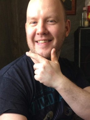 English men looking for love