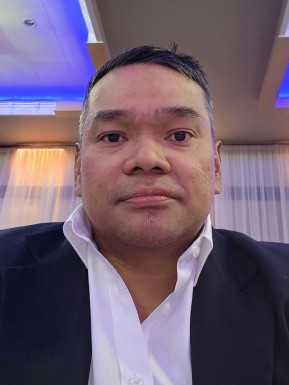 Canadian men looking for love